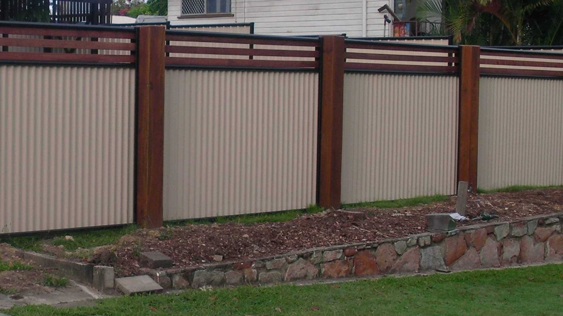 colorbond fencing residential brisbane